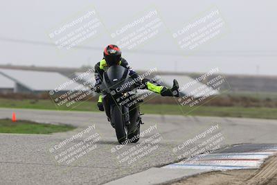 media/Nov-29-2025-TrackDaz (Sat) [[10ae2d9bce]]/C Group/Session 4 (Wheelie Bump)/